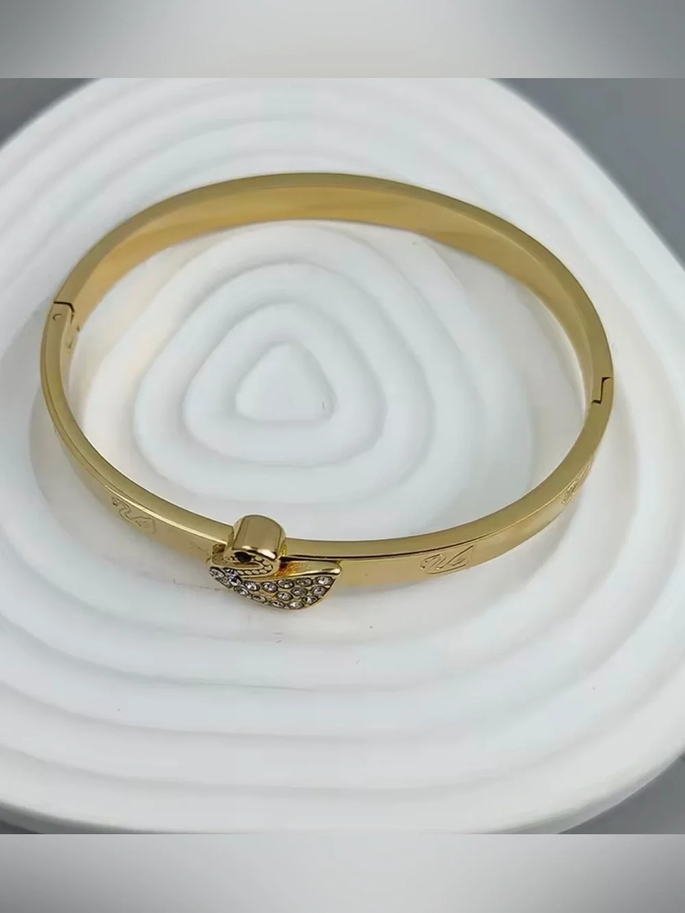 Nordstrom Gold Swan Crystal Accent Bangle Bracelet